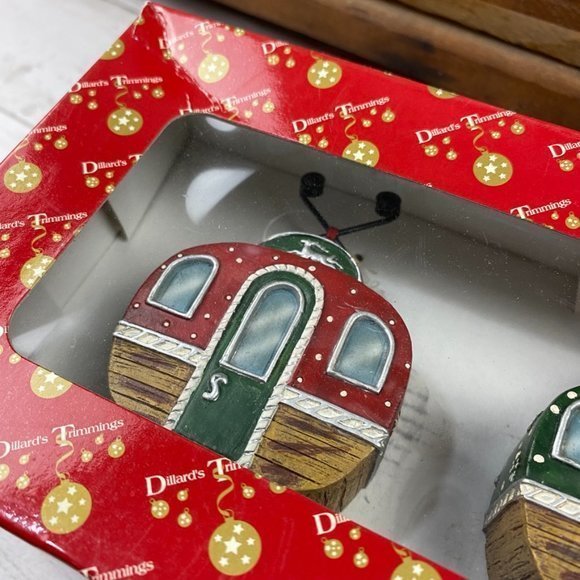 Dillard’s American‎ Camper RV Vintage trailers Ornaments New in Box - Picture 4 of 6
